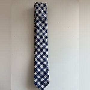 Men's Blue and White Check Tie - Classic Gingham Neckwear